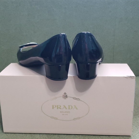 Women shoes - Picture 3 of 7